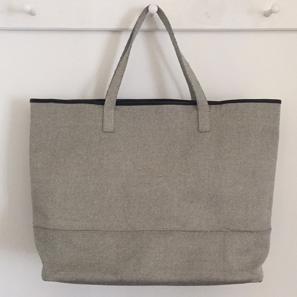 India Hicks / Madly Deeply Tote Bag
